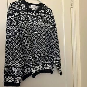 NWT rena rowan black & white sweater size: L